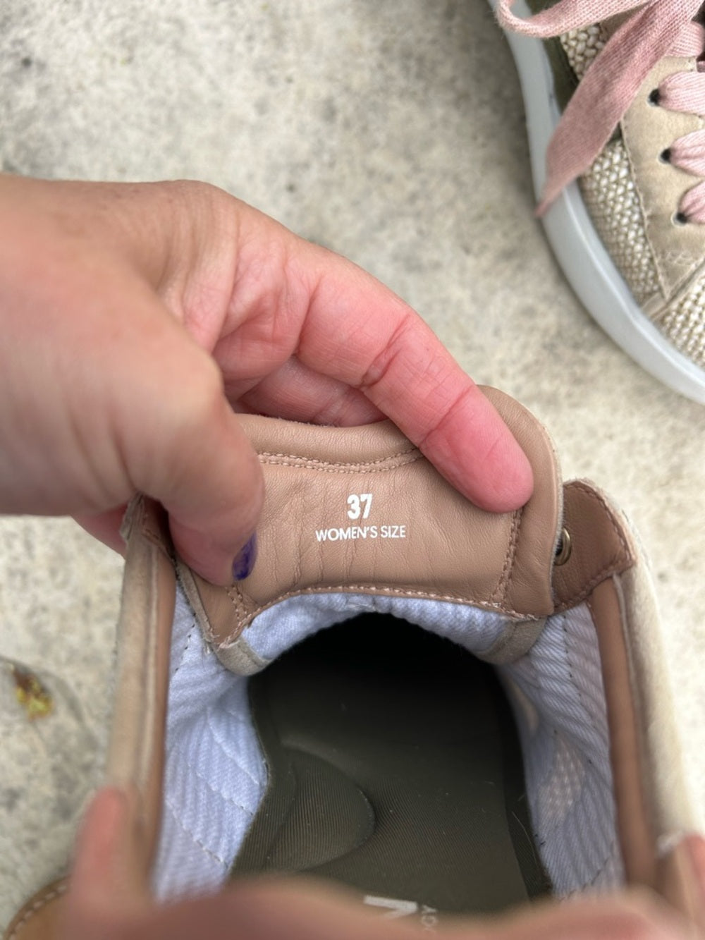 Hogan Rebel Beige Green, size 37 (US7)