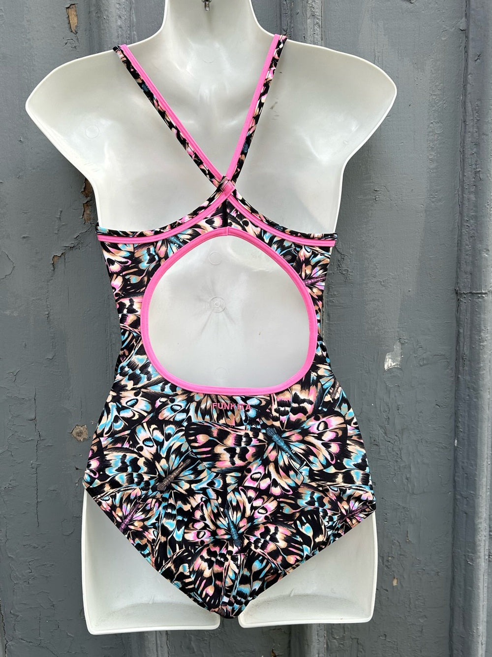 Funkita Women’s Copper Cluster Diamond Secure One Piece Swimsuit, BNWT, size 30L