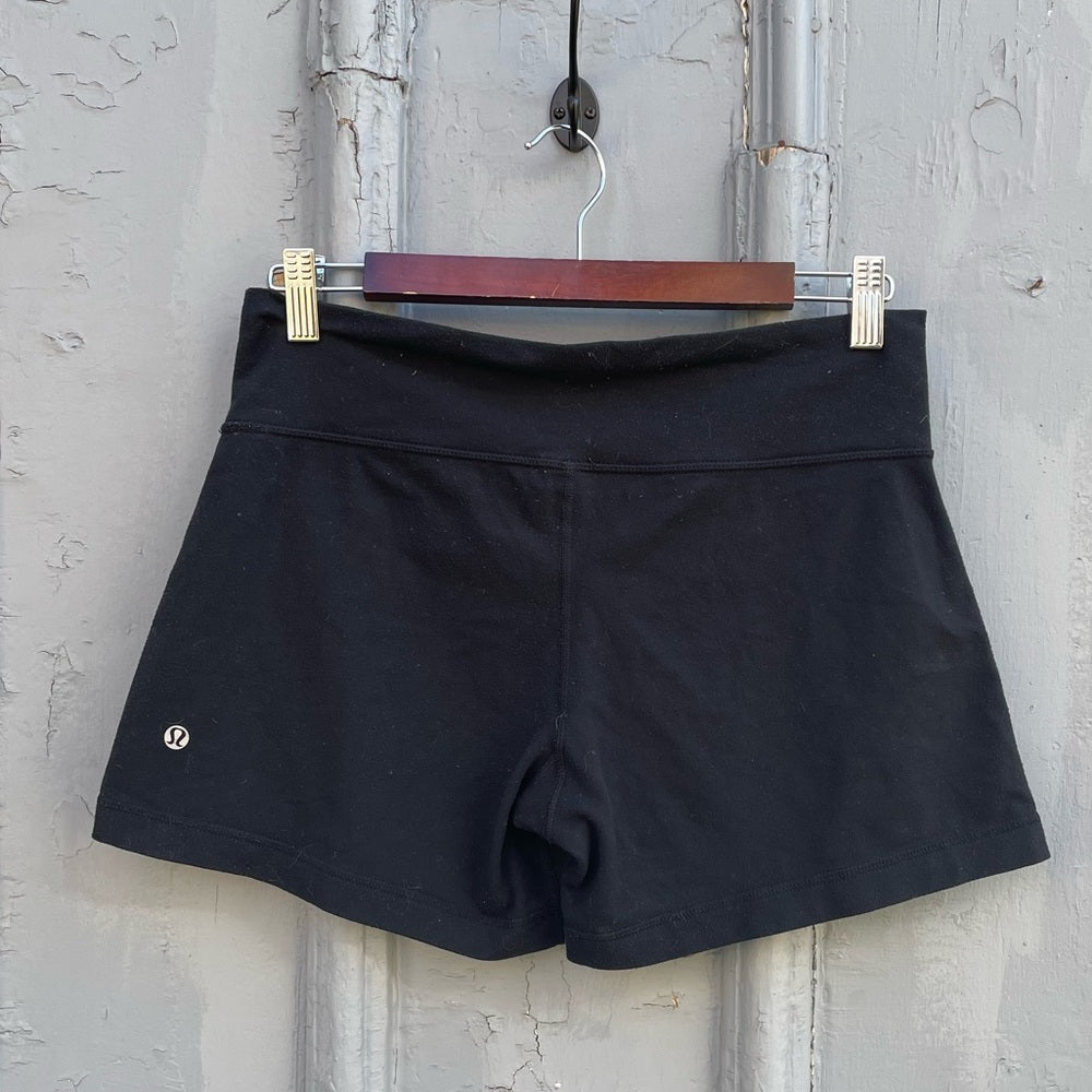 Lululemon Black Workout Running Yoga Fitness Shorts, size 4/6