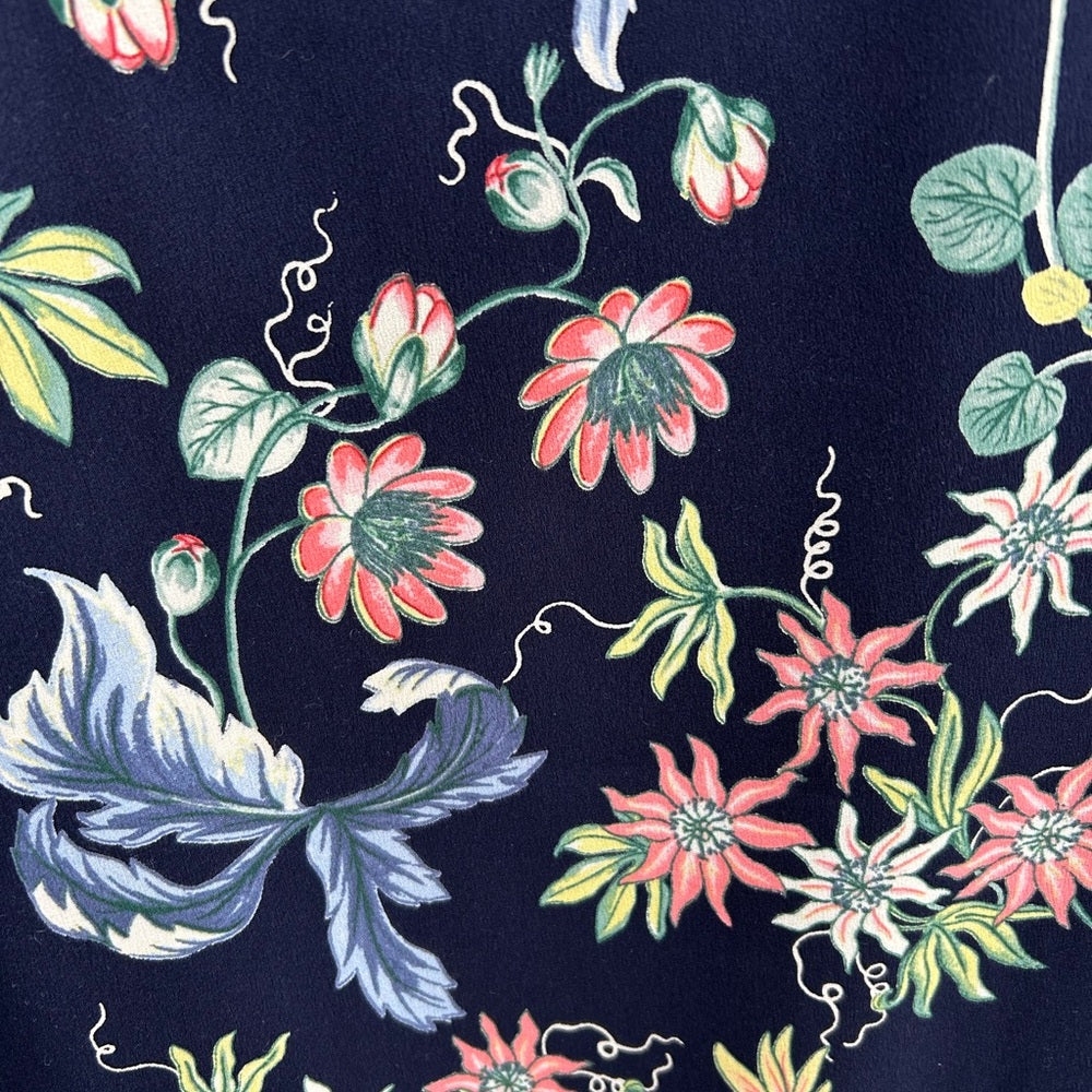 Ann Taylor Navy Blue Floral Short Flutter Sleeve Blouse, size M