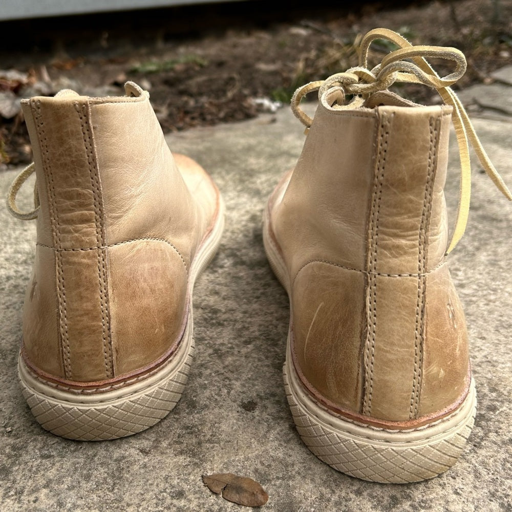 Frye Essex High Tops, Size M 10