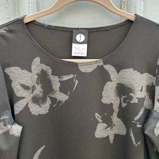 J dot Black Floral Print Tunic, size S