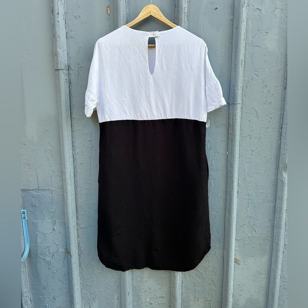 Valerie Dumaine Dionne Linen blend black and white dress, size XS (oversized)