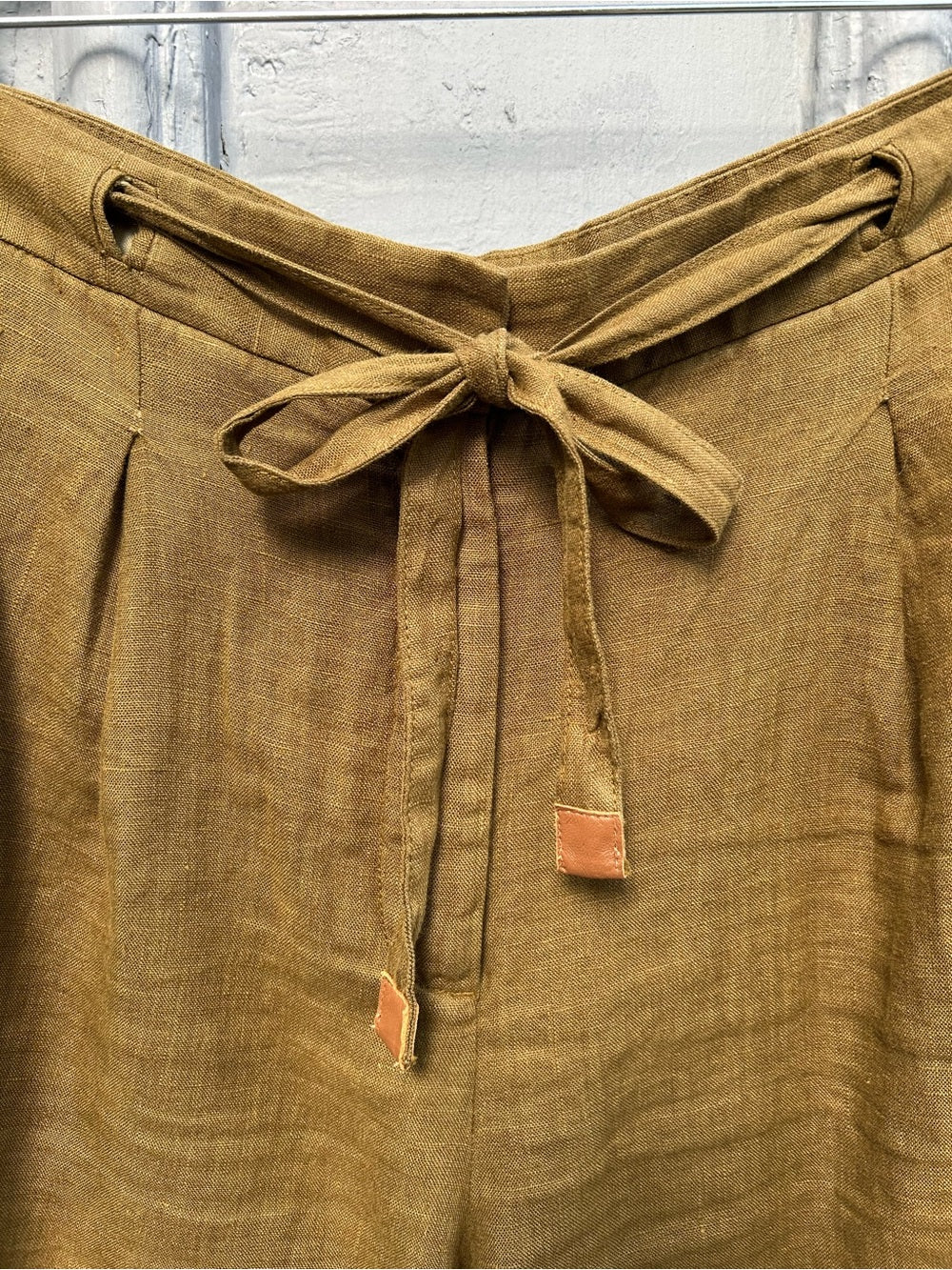 Massimo Dutti Linen shorts, size 10