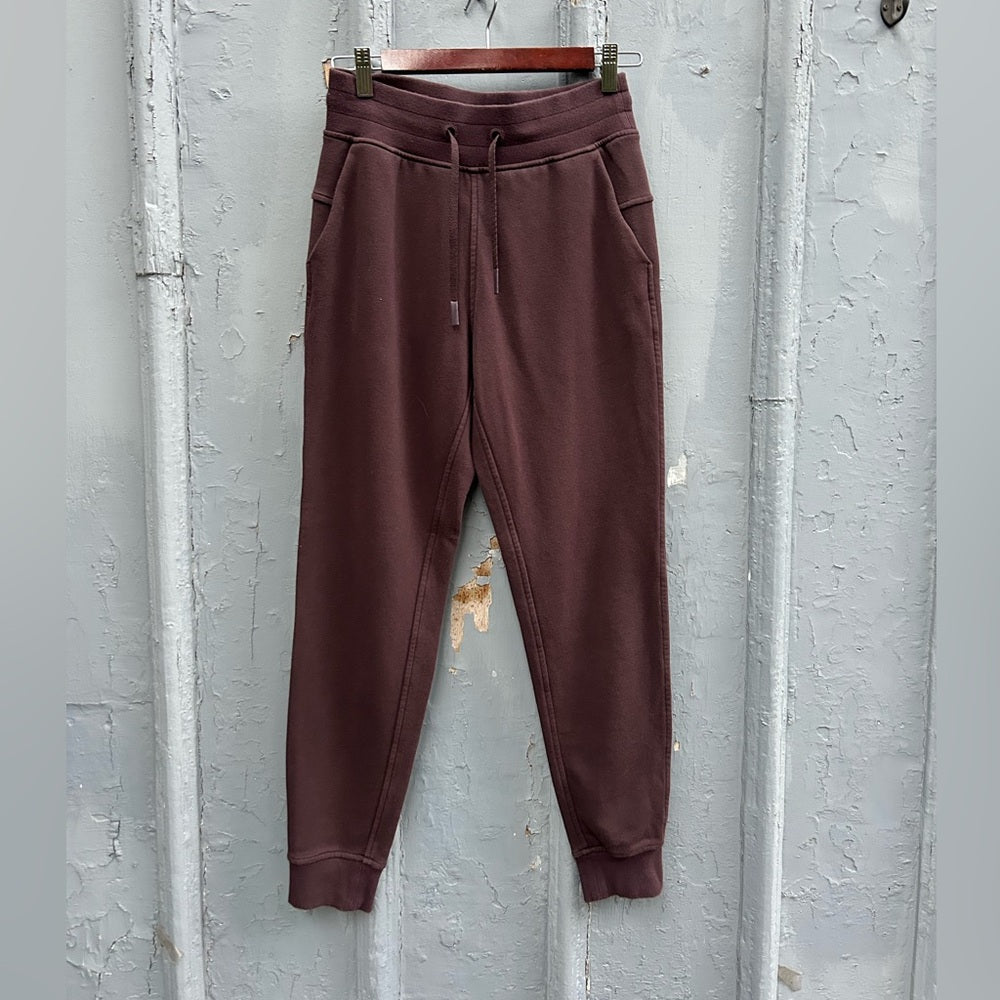 Lululemon Warm Down Jogger, size 4