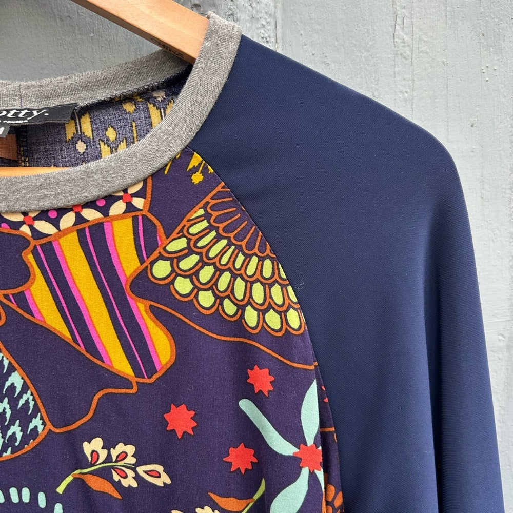 Dotty Long Sleeve floral baseball tee, size M