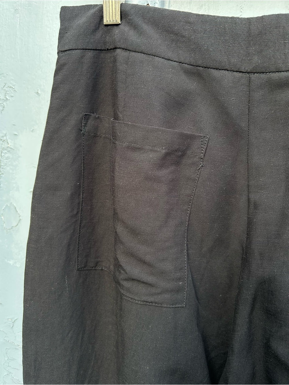 Melow by Melissa Bolduc Black George Crop pants, size 10