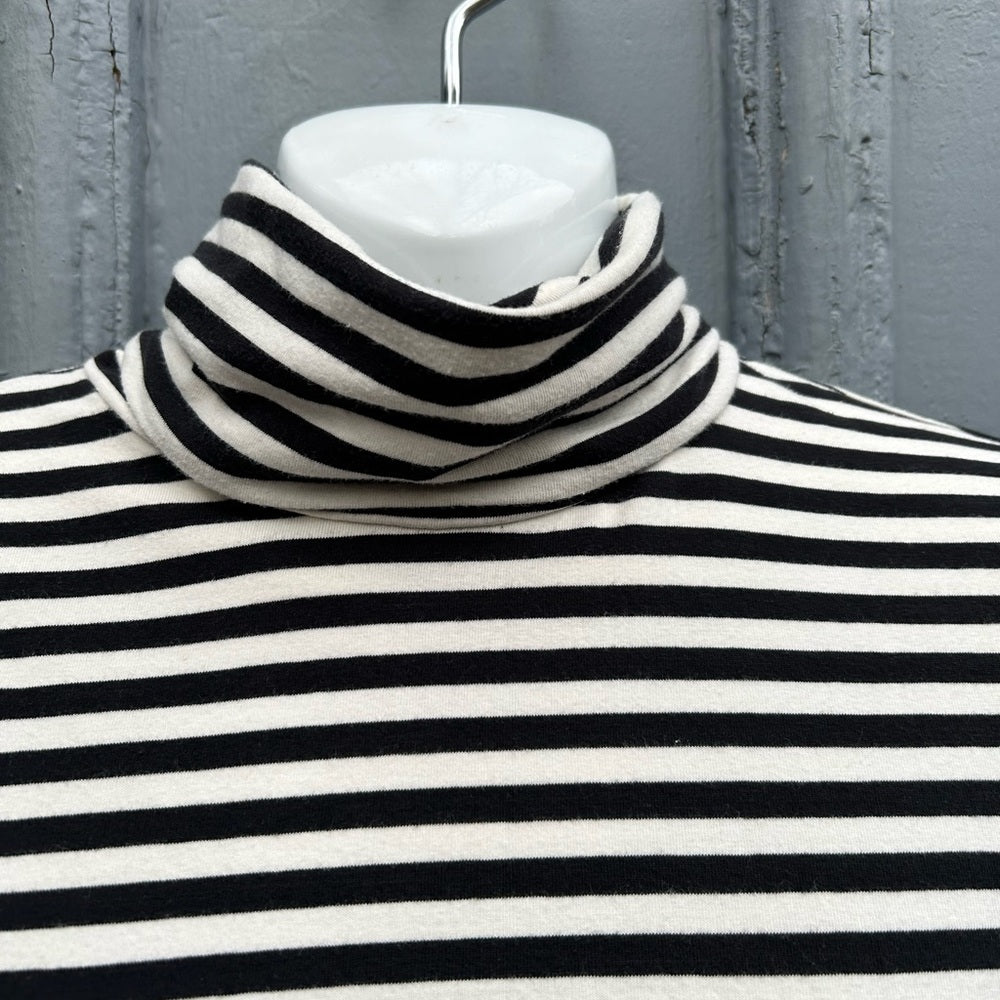 Part Two Efinas Stripe Long Sleeve Turtleneck Top, size M