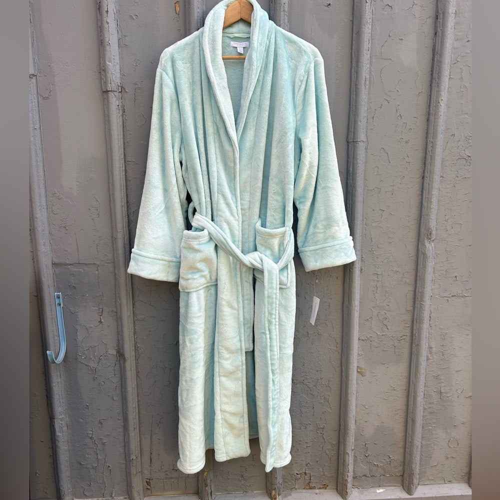 Charter Club Intimates Bathrobe, BNWT, size M/L