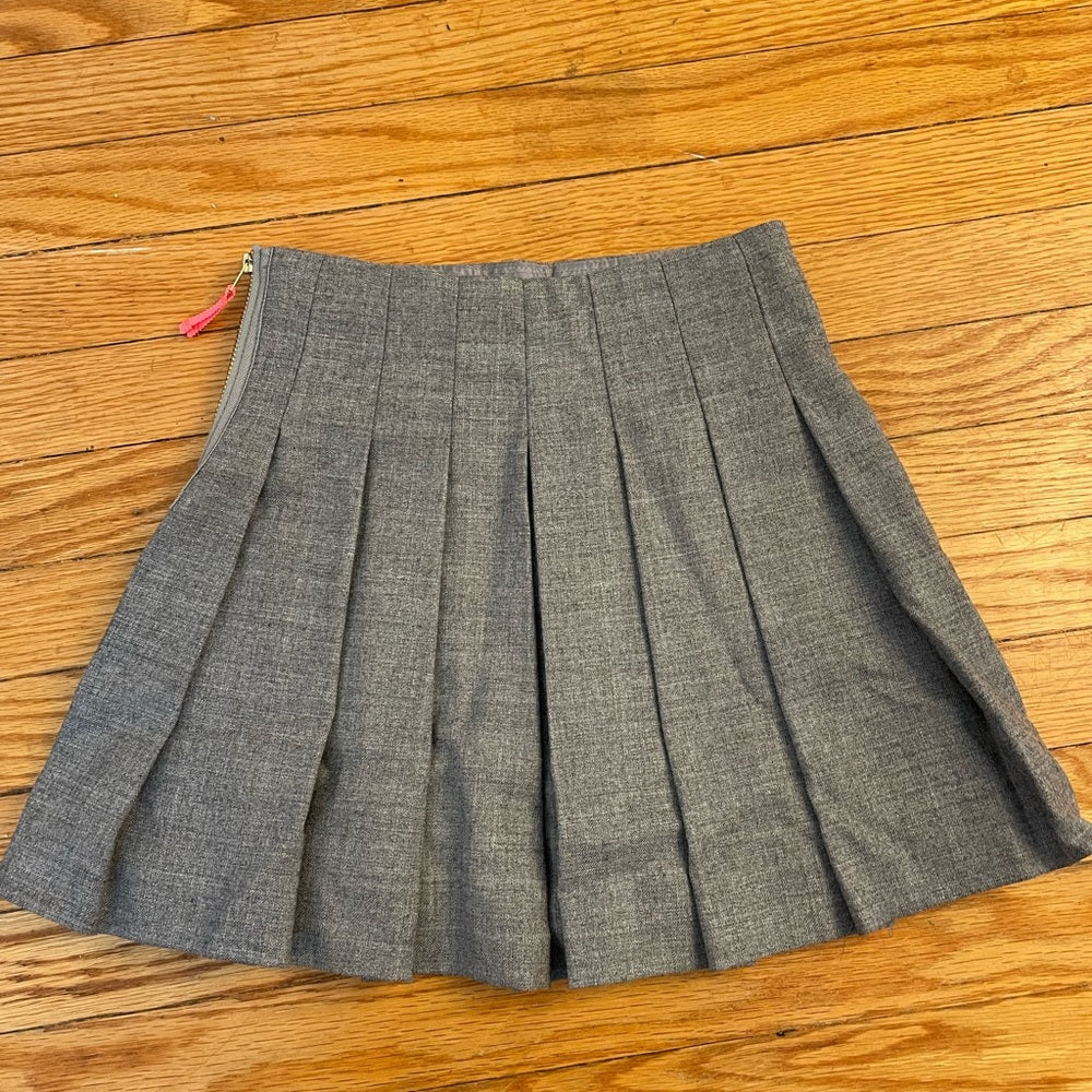 Crewcut Girls Grey wool Pleated skirt, size 6