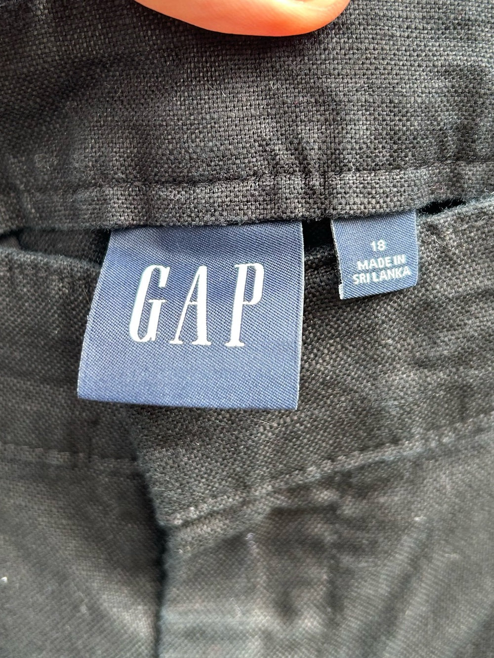 Gap Linen blend shorts, size 18