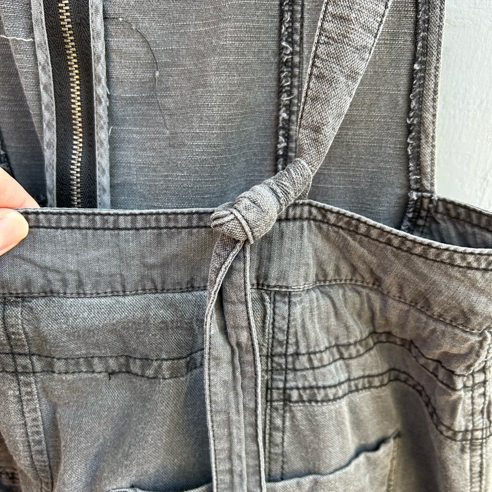 Free People Palm Valley Shortall, size M