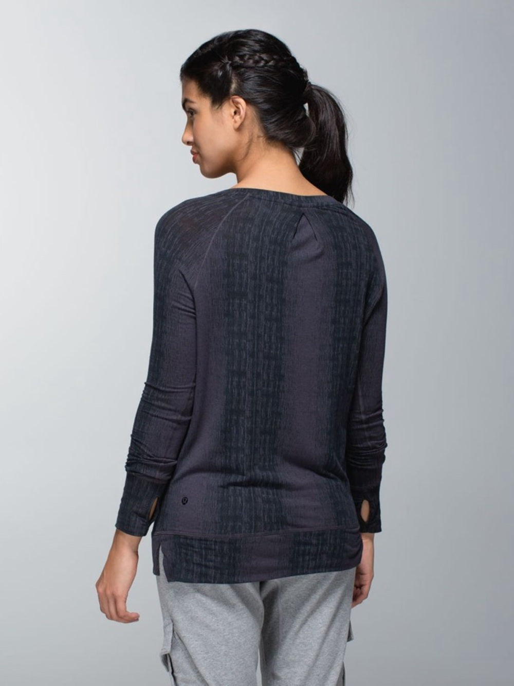 Lululemon Salutation To Savasana Long Sleeve, size 6/8