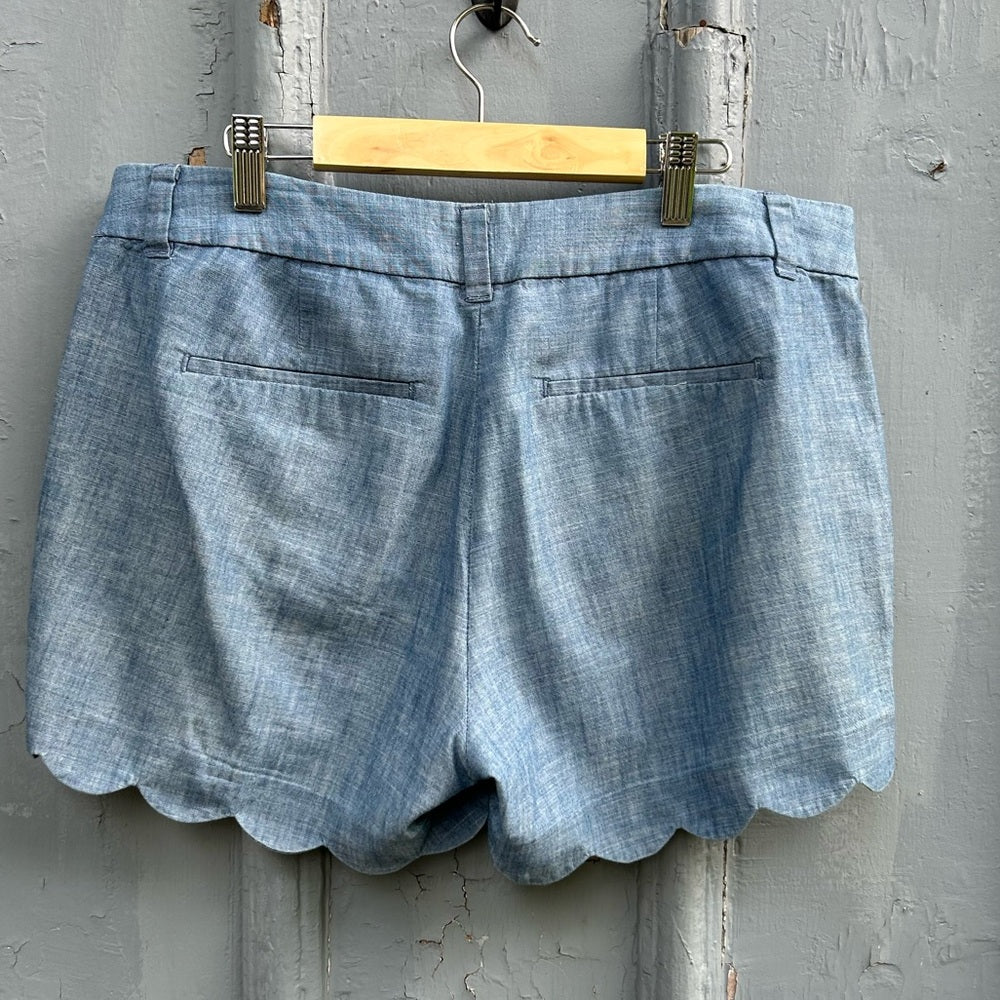 J Crew Chambray Shorts, size 8