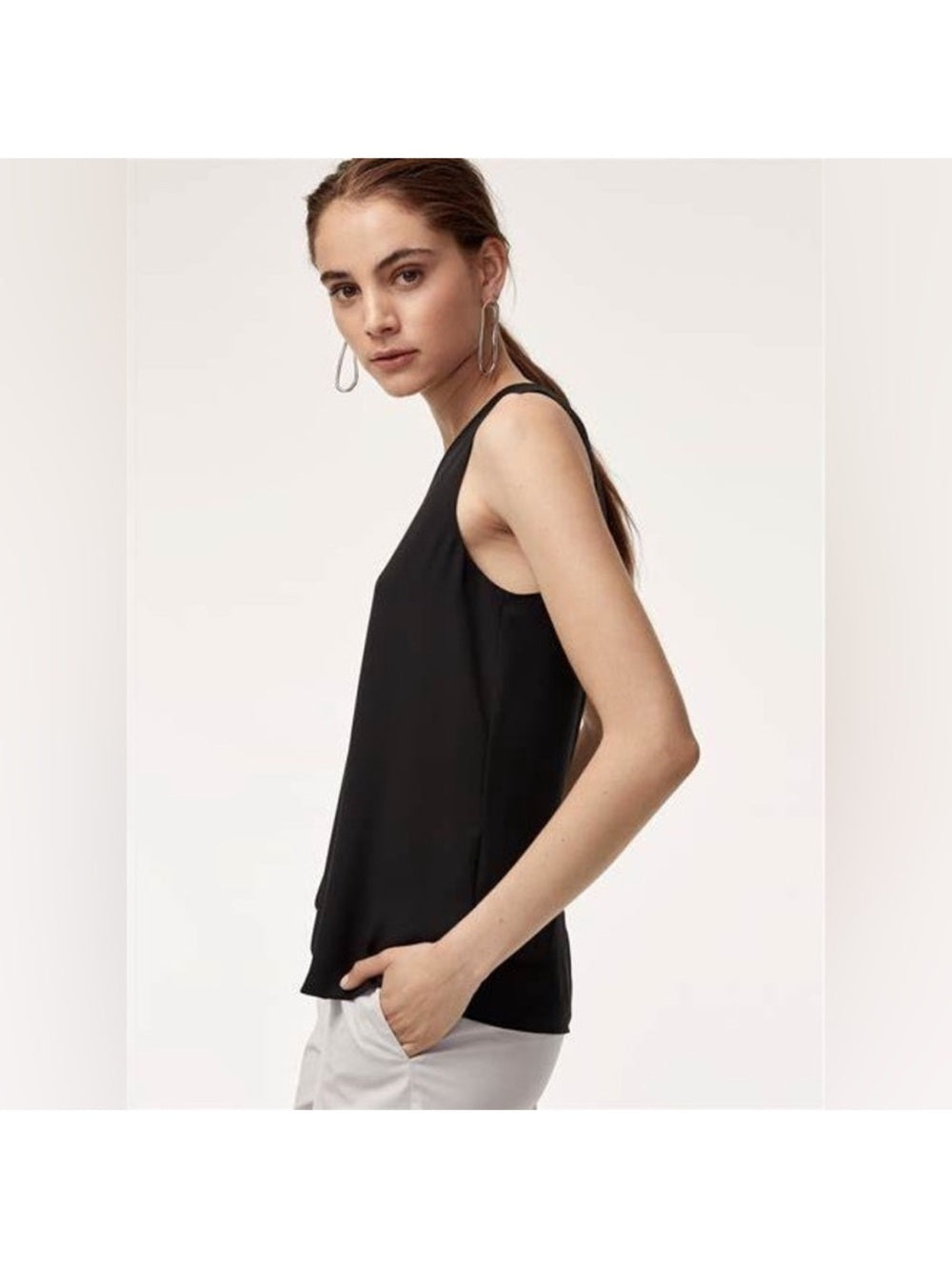 Babaton Sleeveless Maddox Blouse, size S