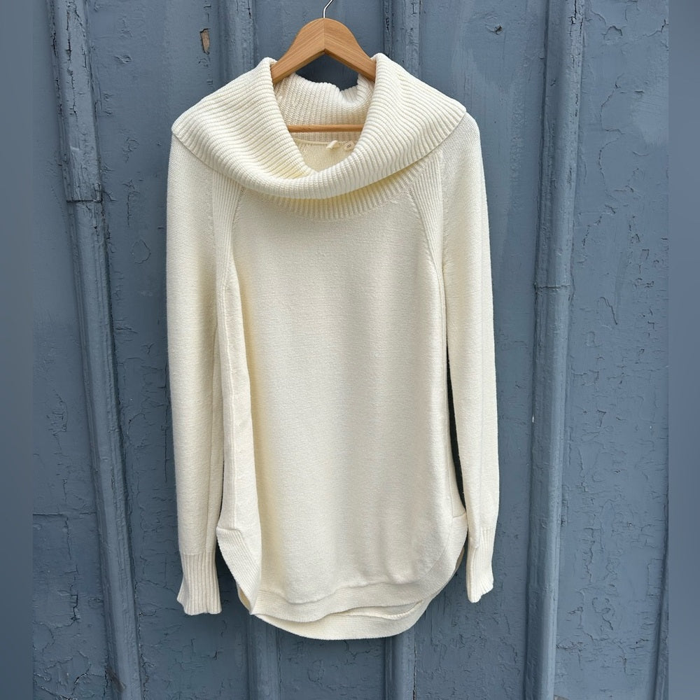 Anthropologie Moth Brenta Cowlneck Tunic Sweater, size M