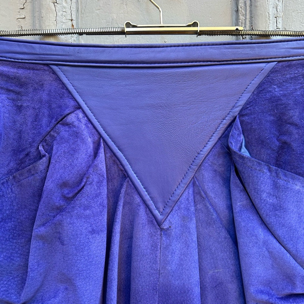 Danier Vintage 80’s Leather & Suede Skirt & Jacket set, Large