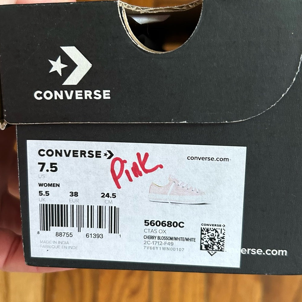 Converse Chuck Taylor All Star Pink Ox, BNIB, size 7.5