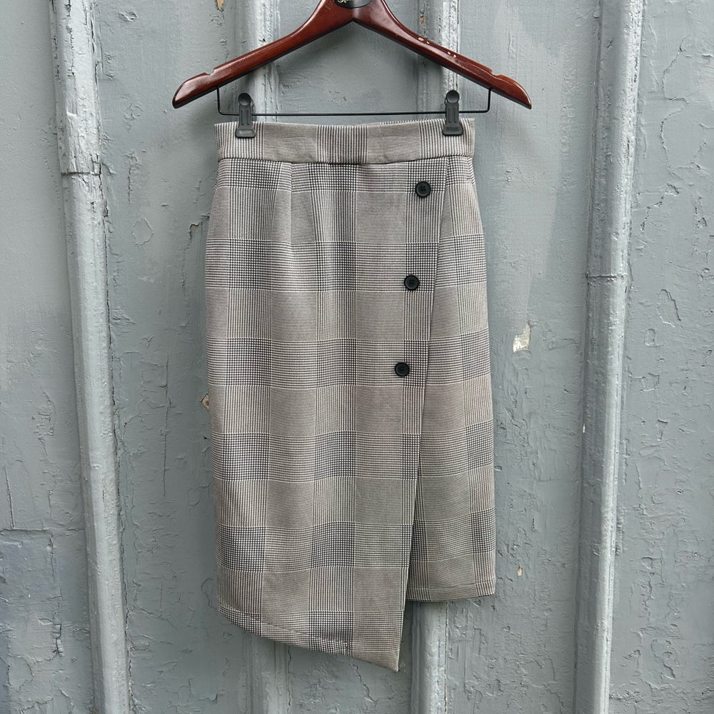 Leze the label Laurina skirt, small