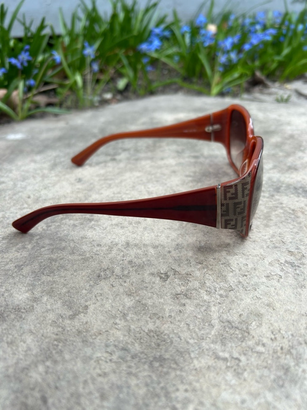 Fendi Gradient Shade Sunglasses, OS