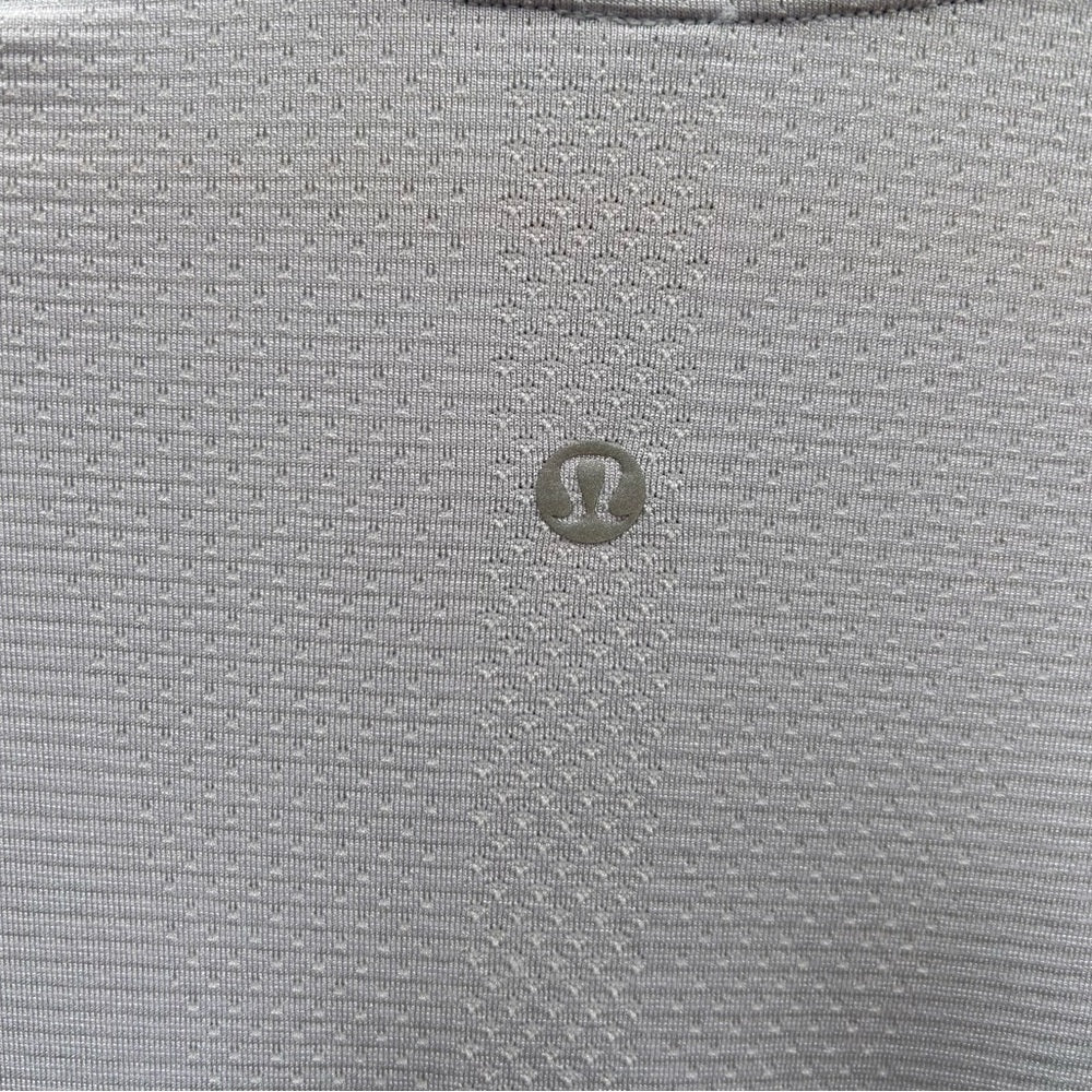 Lululemon Swiftly Tech Long-Sleeve Shirt 2.0, size 10