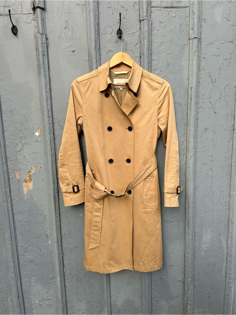 Babaton Santiago Trench, size Small