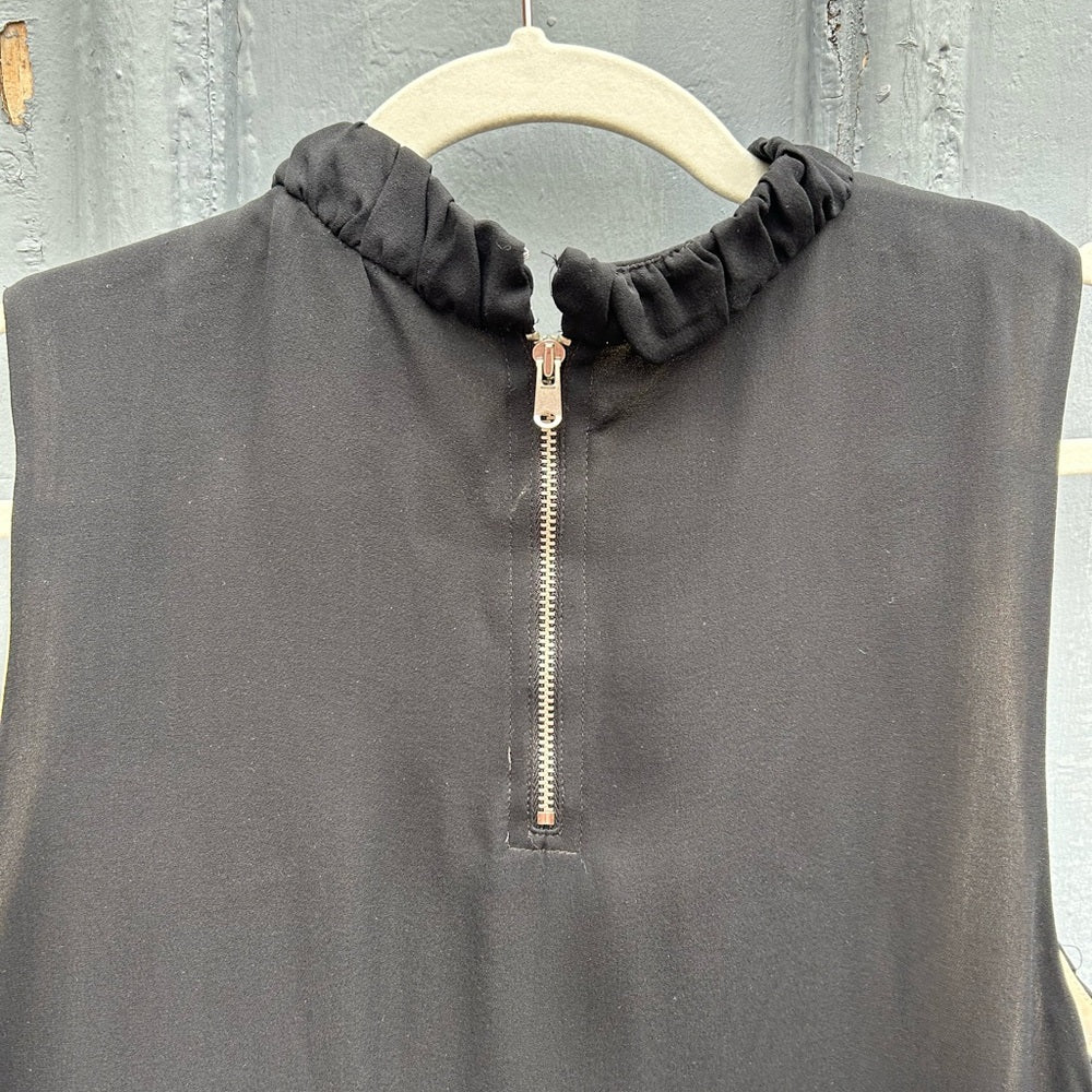 Marc Jacobs Sleeveless Silk Blouse, size 6