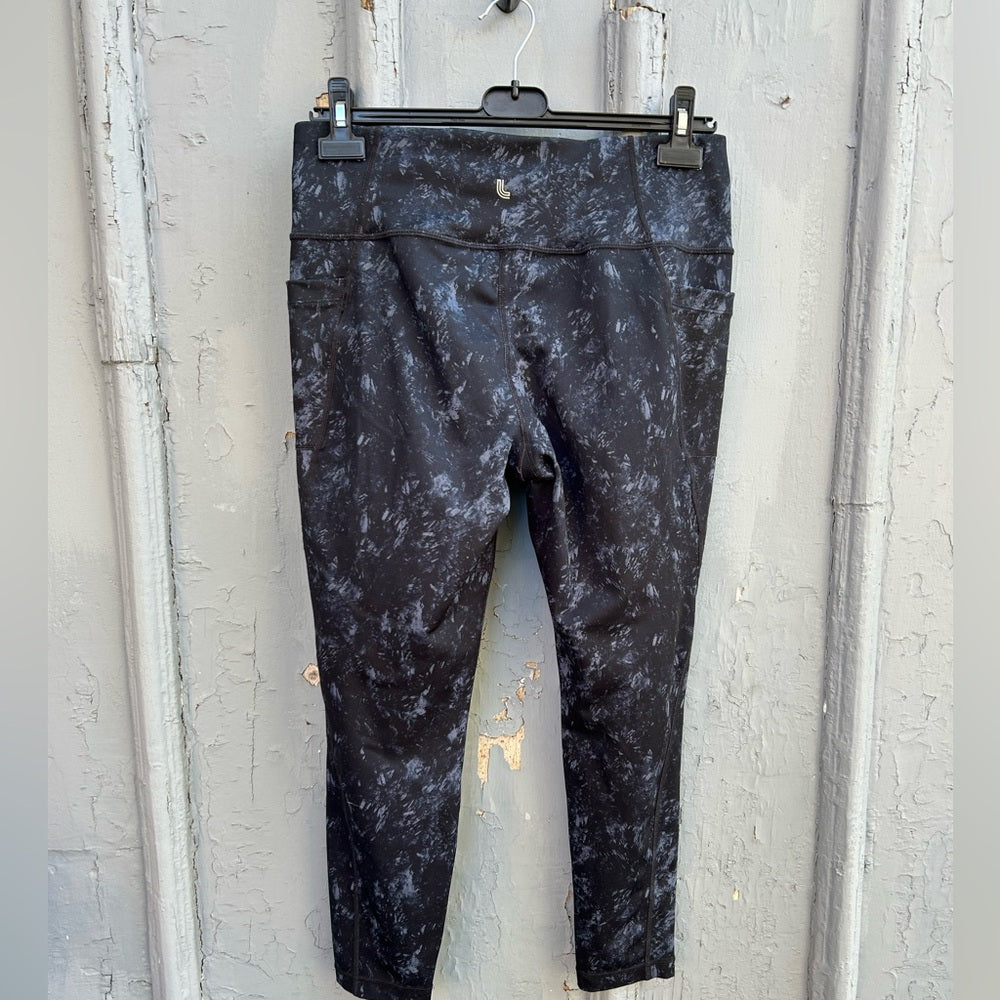 Lole 3/4 leggings, size Large