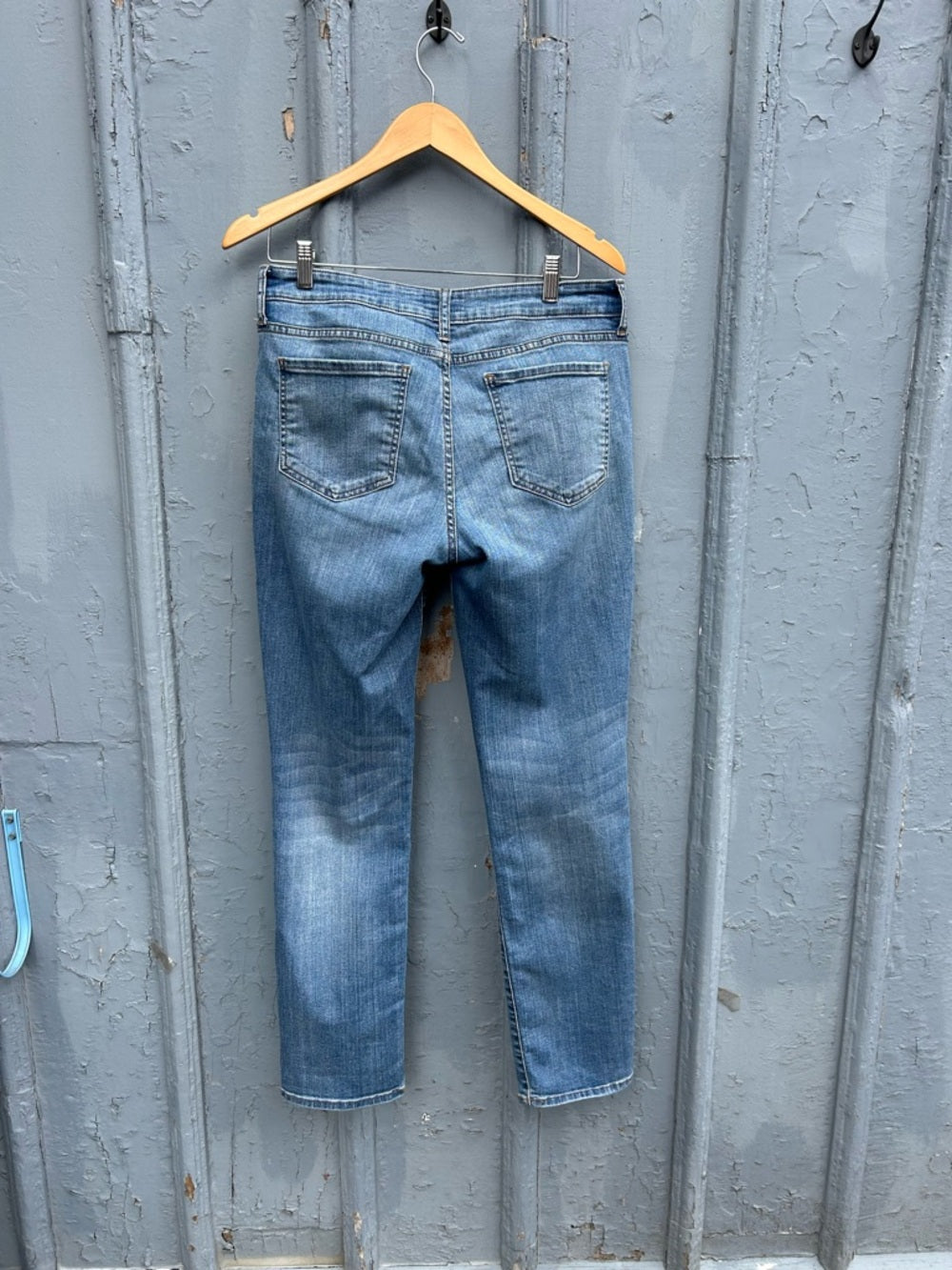 Kut from the Kloth Catherine Boyfriend Jeans, size 8