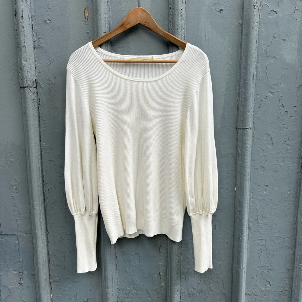 Inwear ribbed cream puff long sleeve, size XL