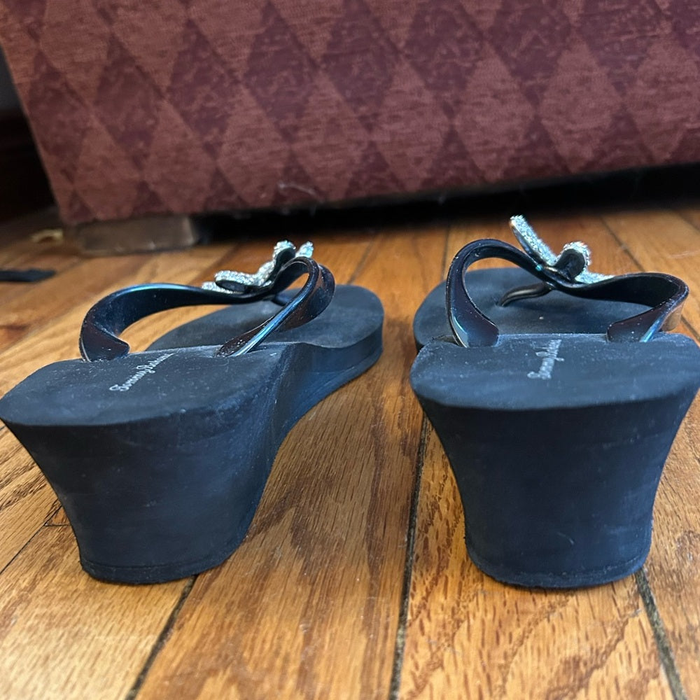 Tommy Bahama Crystal Starfish Wedge Flip-flop, size 10