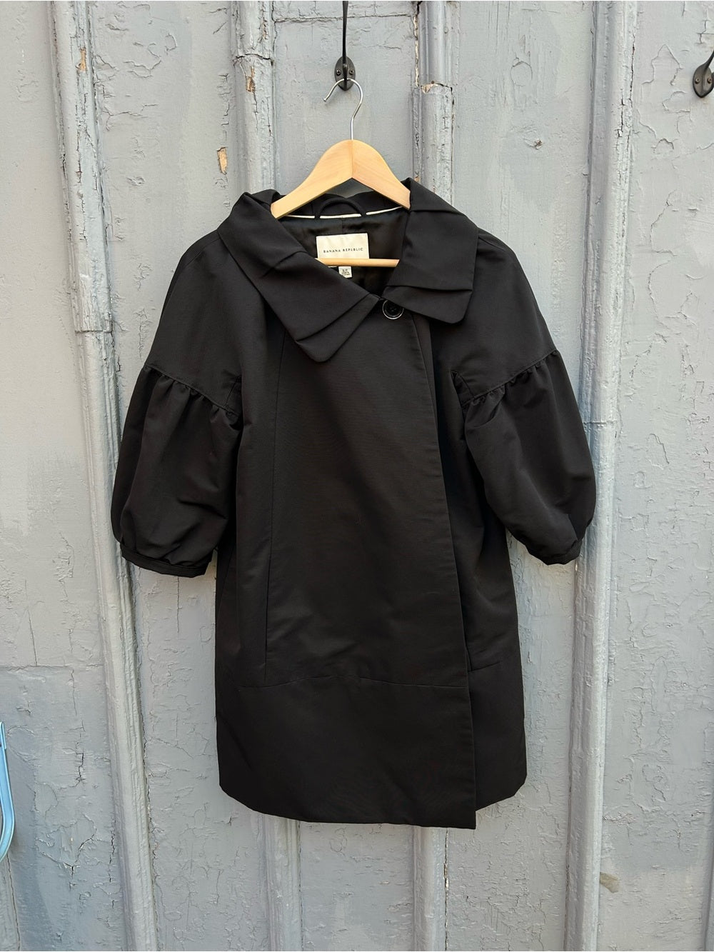Banana Republic Black Puff Sleeve Jacket, size S