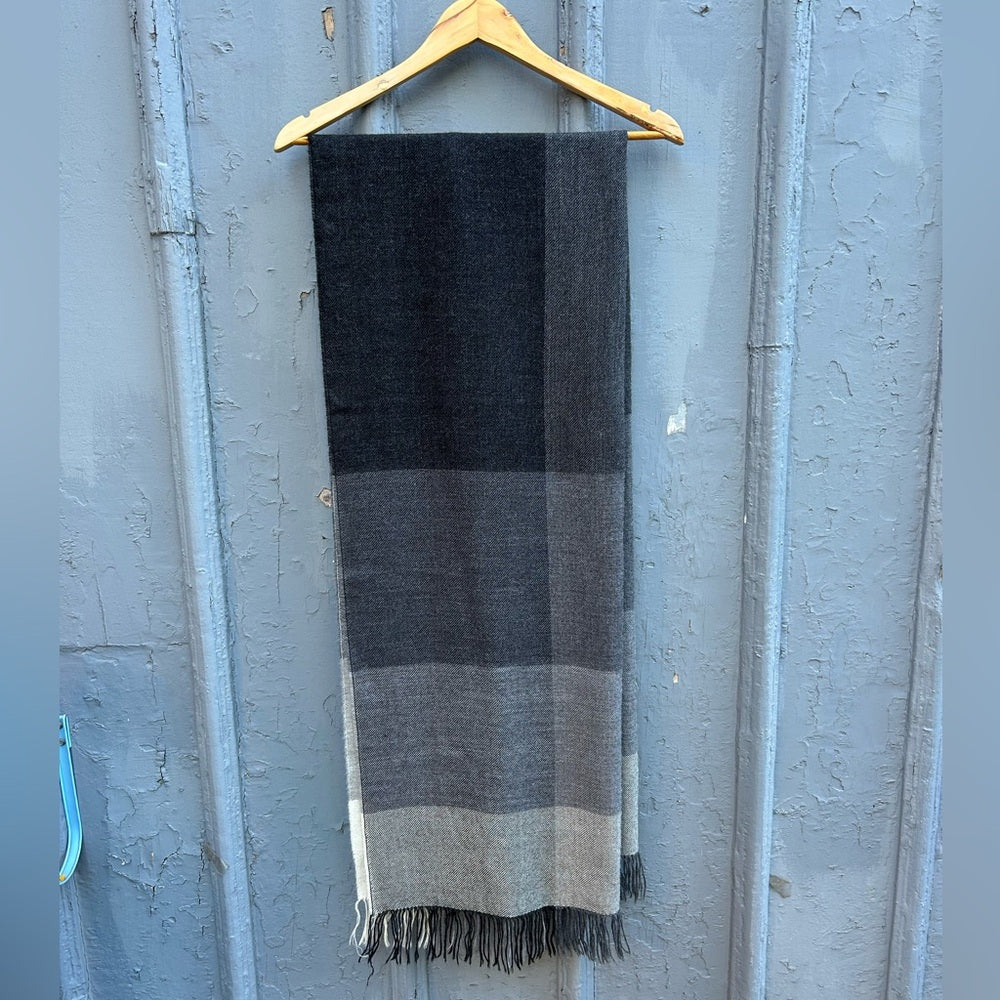 Baby Alpaca Plaid Scarf, BNWOT, 28.5” x 75”