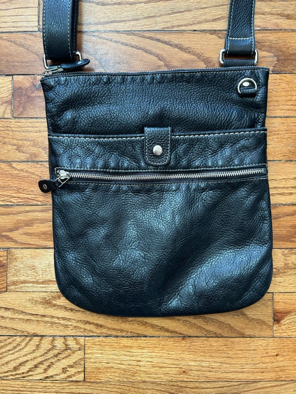 Vintage Roots Black Soft Leather Crossbody Purse, 11” x 12.5”