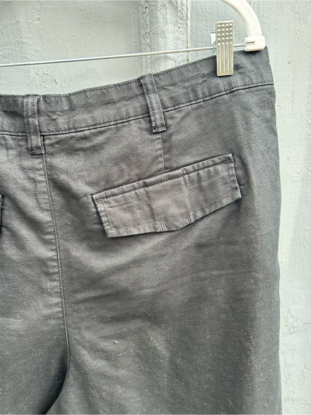 Gap Linen blend shorts, size 18