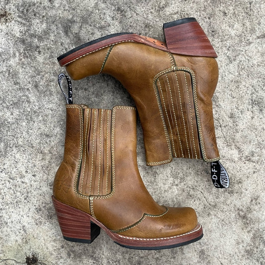 John Fluevog Frontier Hi Calamity Boots, size 4