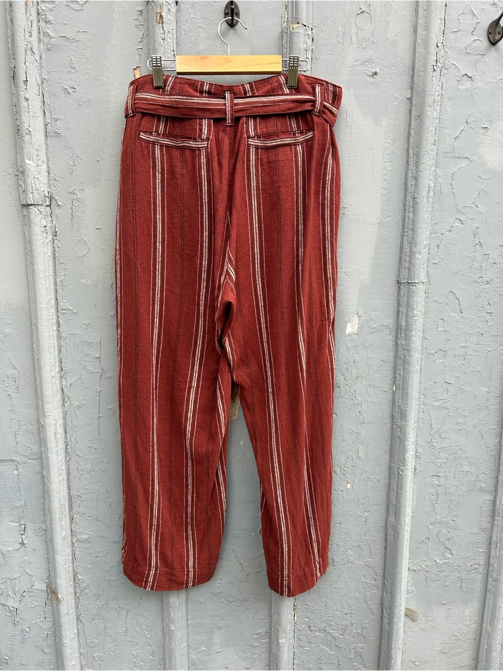 Sanctuary linen blend merlot striped pants, size 29
