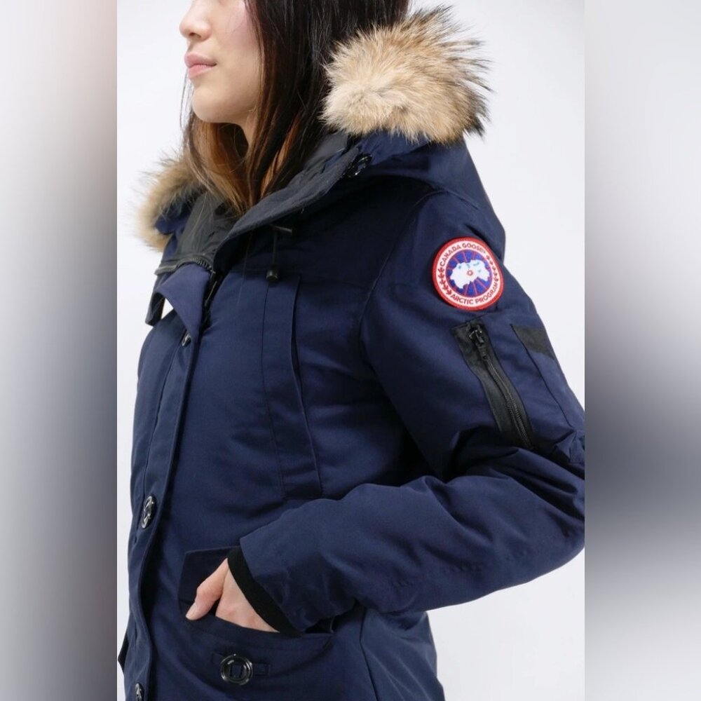 Canada Goose Montebello Parka, size Small