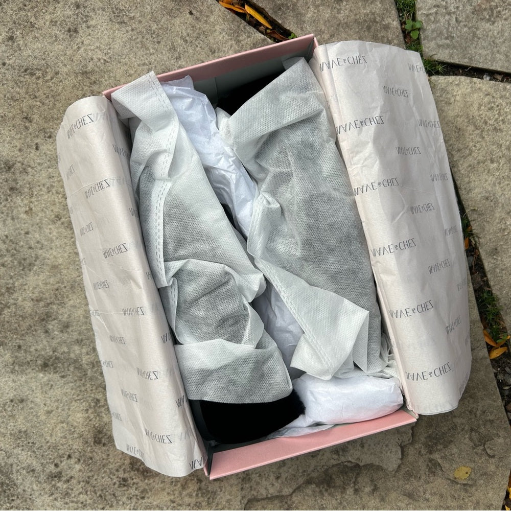 Mave & Chez Audrey 2 black velvet, BNIB, size 7