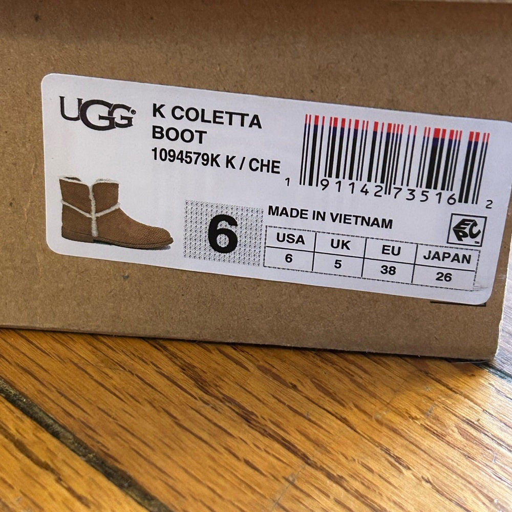 UGG Youth Coletta Suede Ankle Boots, size Youth 4 (W6)