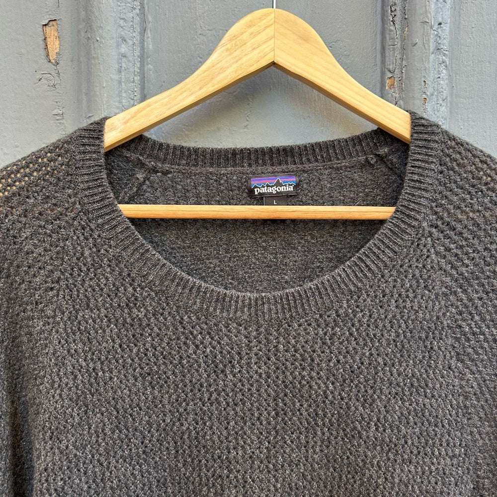 Patagonia Grey Recycled  Cashmere Wool Sweater, size Large