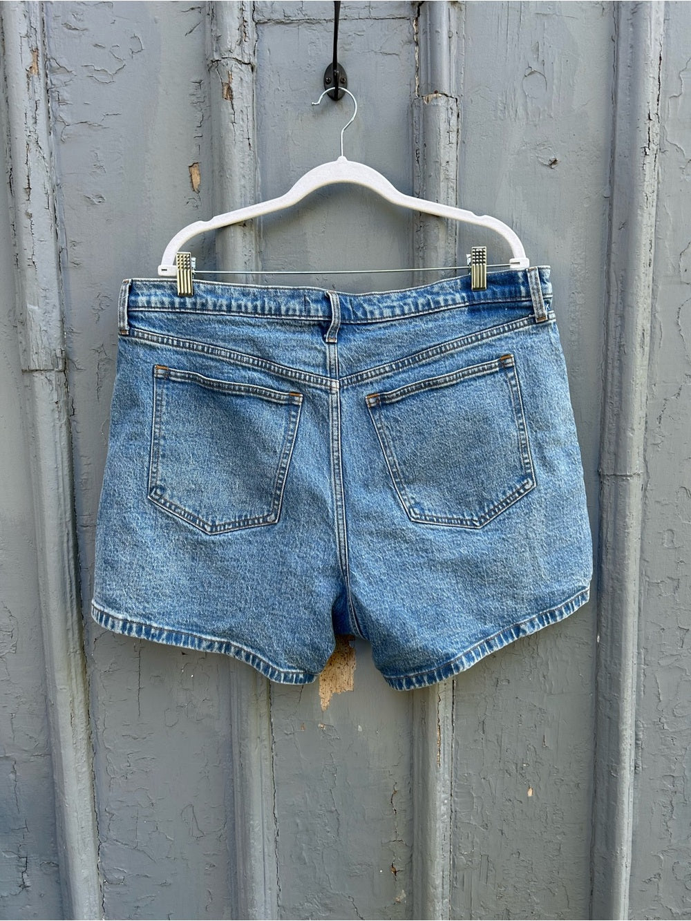 Abercrombie & Fitch Denim Dad Shorts, size 34/18