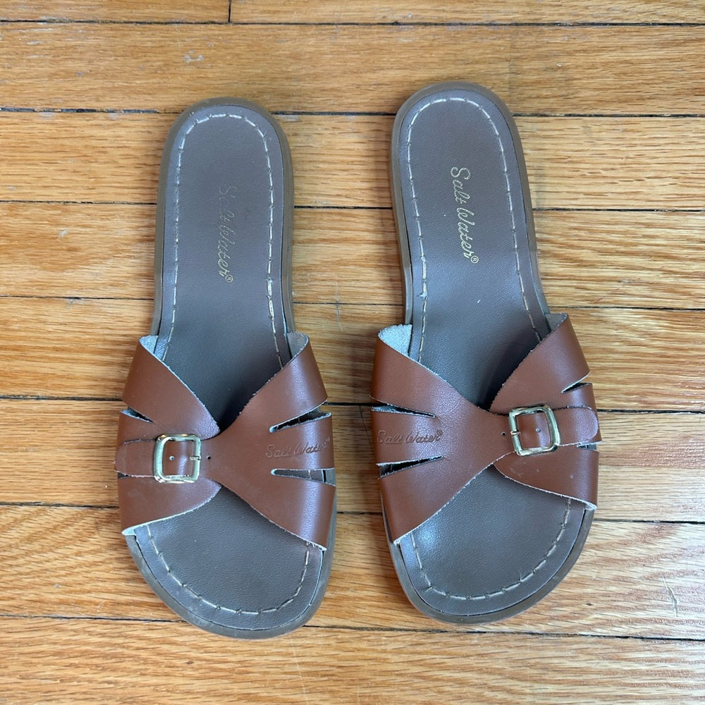 Saltwater Tan Classic Slides, size UK 7 (US 9)