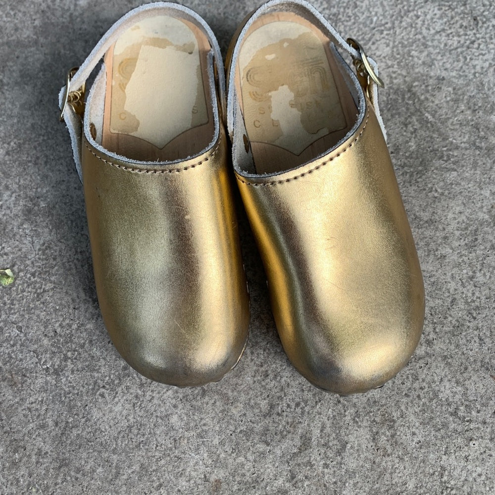 Sven gold Childrens clogs, EU 28 (Toddler 11)