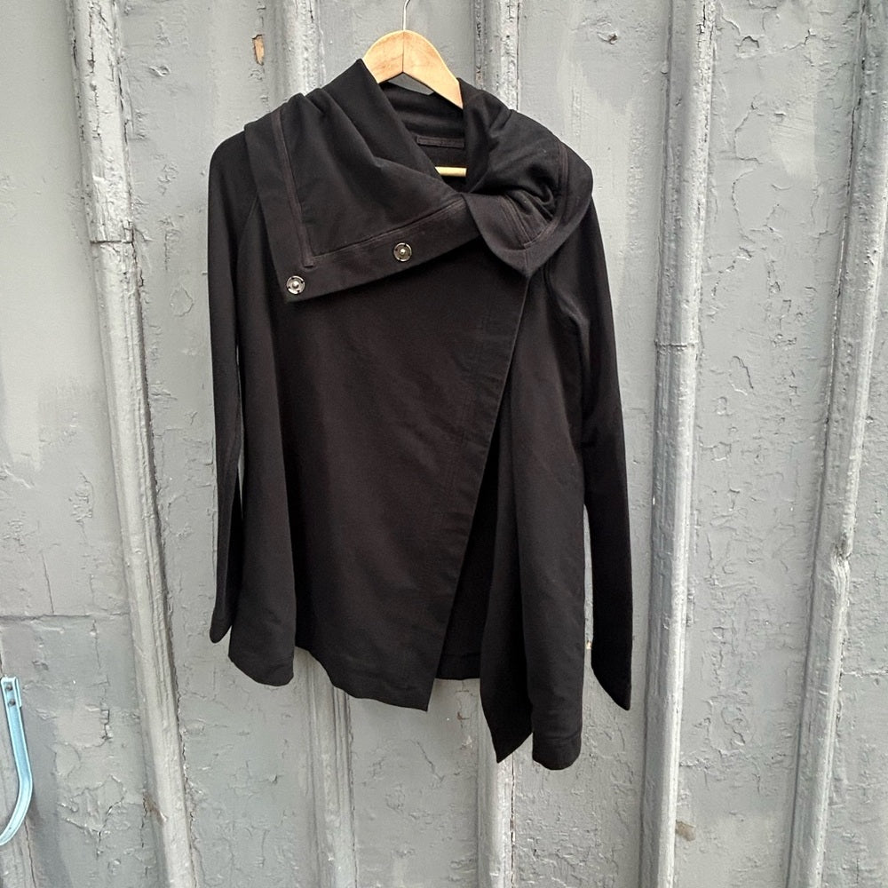 Lululemon black Savasana Wrap Sweater, size 6