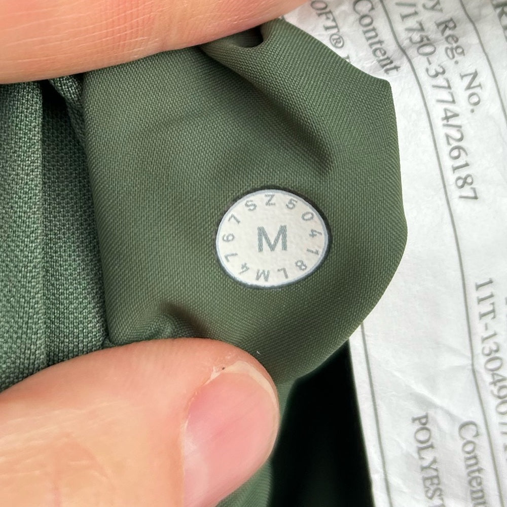 Lululemon Rival Side Bomber, size M