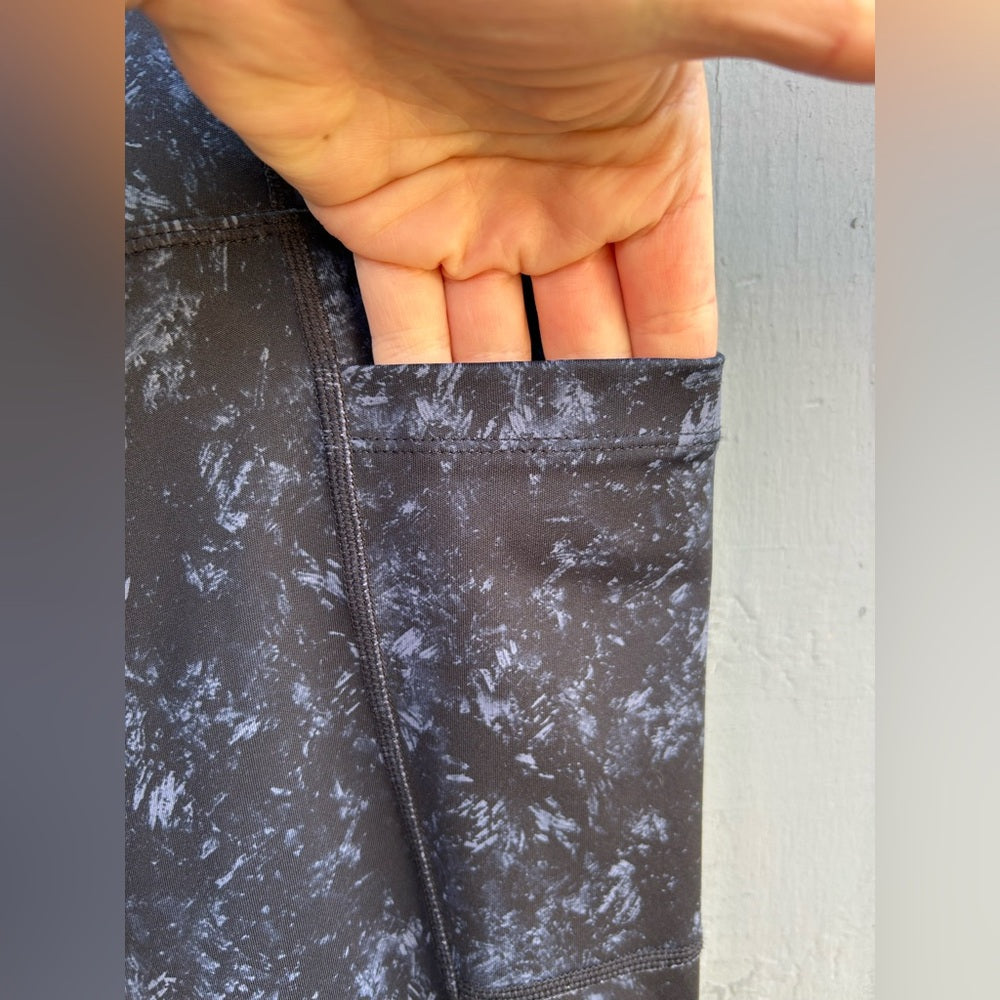 Lole 3/4 leggings, size Large