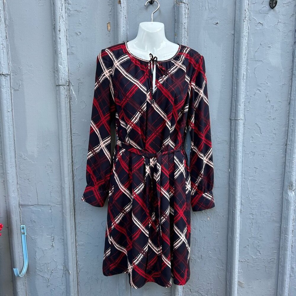 Ann Taylor Plaid Belted dress, size 4