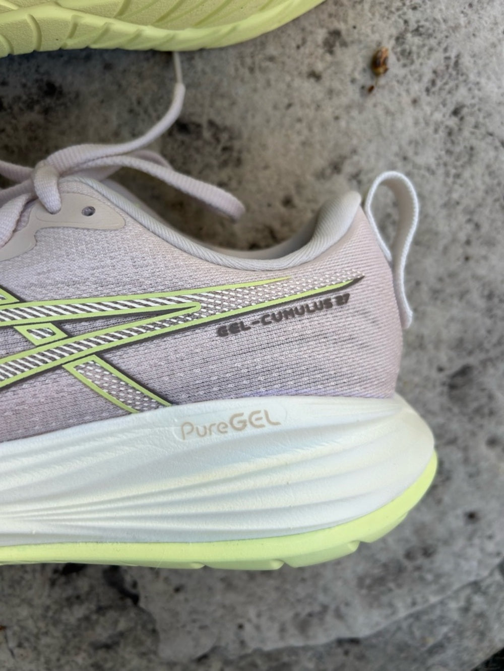 ASICS Women’s Gel-Cumulus 27, BNWT, Size 9