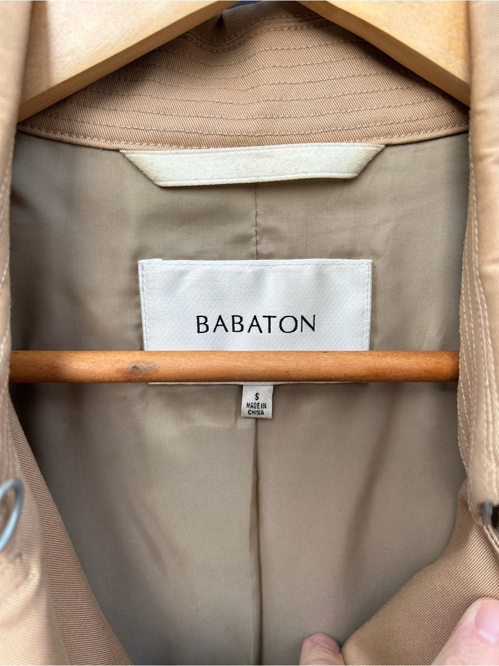 Babaton Santiago Trench, size Small